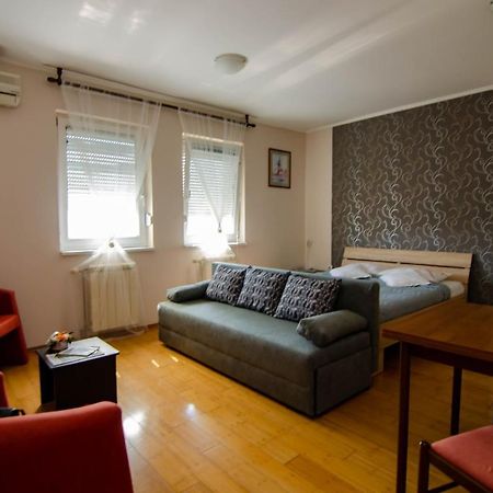 Apartman Ivana Apartment Subotica Luaran gambar